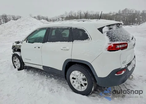 2016 Jeep Cherokee Latitude z USA, uszkodzony, nr VIN 1C4PJMCB8GW140188